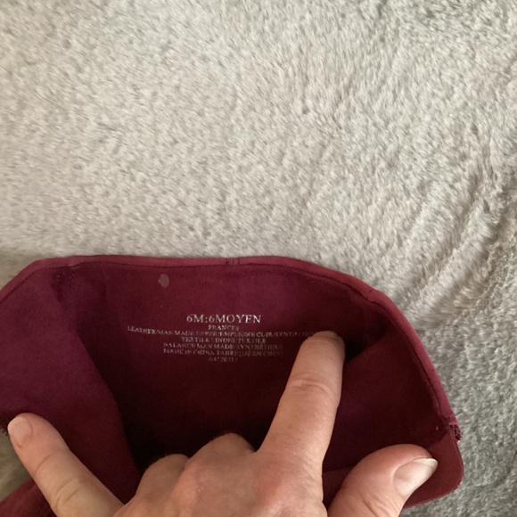 NWOT size 6 leather IMNYC plum colored boots - Picture 7 of 7